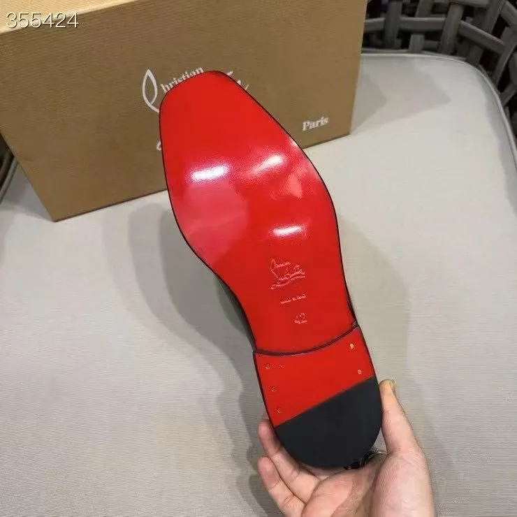 p920💰Men's shoes Christia*.Lobouti*🆑High-end men's business formal leather shoes | Classic red sole shoes | Original imported first-layer cowhide | Iconic rivet decoration | Water-dyed cowhide lining | Italian imported red cowhide outsole | High-end luxury | Perfect interpretation of fashion, sunshine, style, suitable for various occasions Size: 39-44 (customized at 38.45.46)